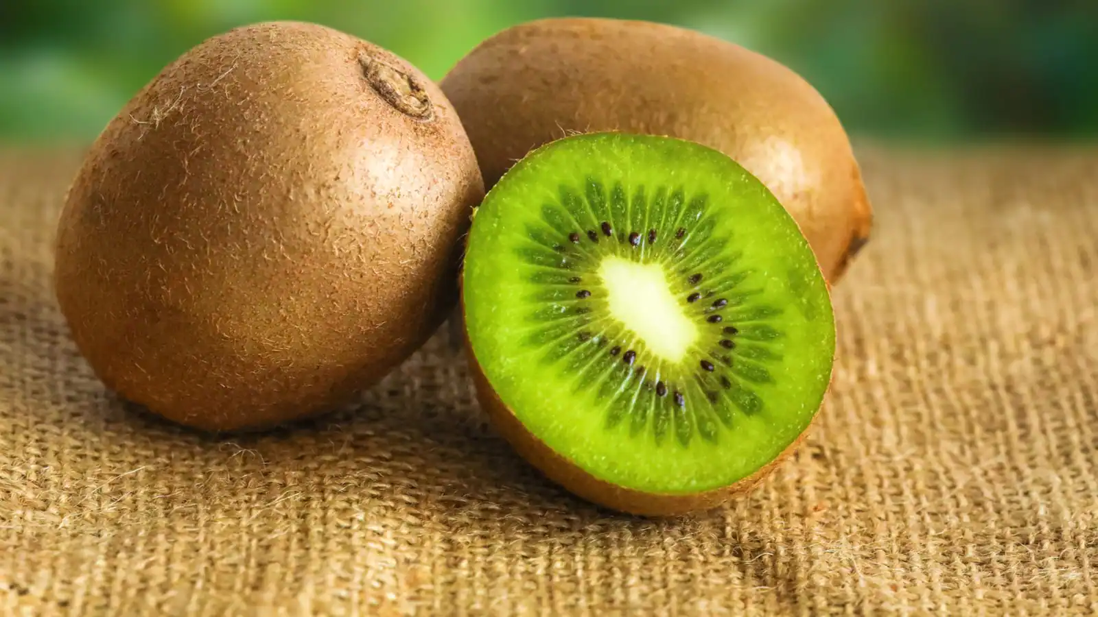 What is Kiwi? | Health Benefits of Kiwi